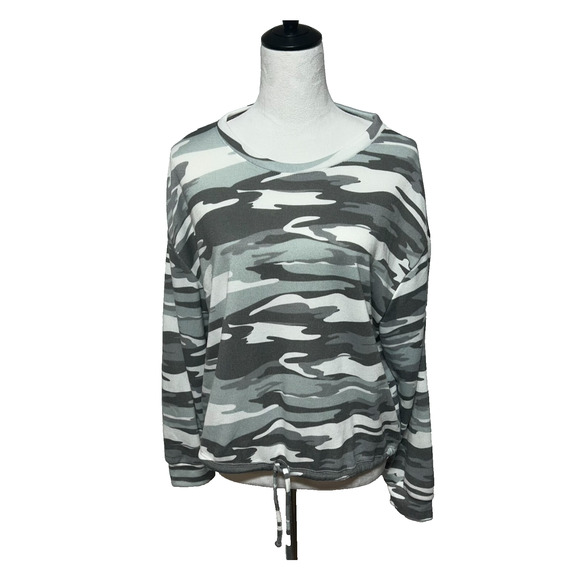 R. Sofia Sweater Womens Large Gray White Camo Pullover Long Sleeve Soft NWT - Picture 1 of 9